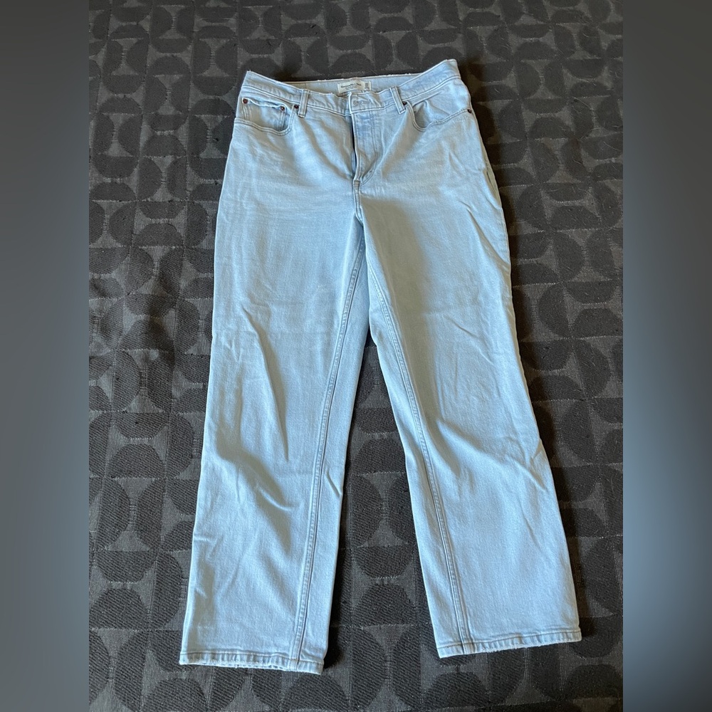 Abercrombie & Fitch the Ankle Straight ultra high rise Curve Love Jeans